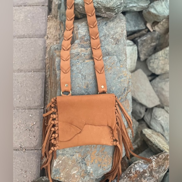 Handmade Leather Crossbody Bag. - Picture 1 of 2